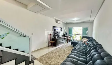 Casa à venda no bairro Embaré