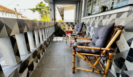Casa à venda no bairro Ponta da Praia