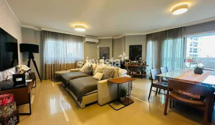 Apartamento à venda no bairro Ponta da Praia