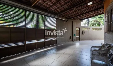 Casa à venda no bairro Embaré