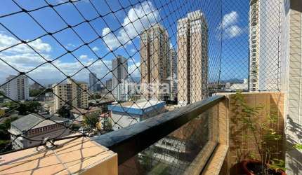 Apartamento à venda no bairro Ponta da Praia
