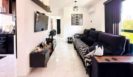 Apartamento à venda no bairro Embaré