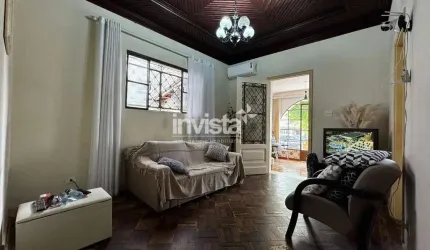 Casa à venda no bairro Embaré