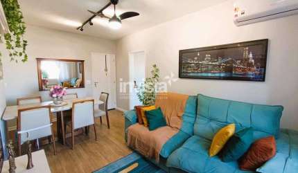 Apartamento à venda no bairro Embaré