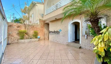Casa à venda no bairro Embaré