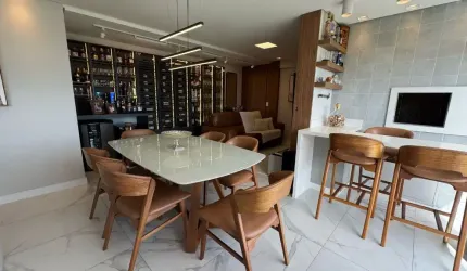 Apartamento com 3 suítes na Ressacada em Itajaí