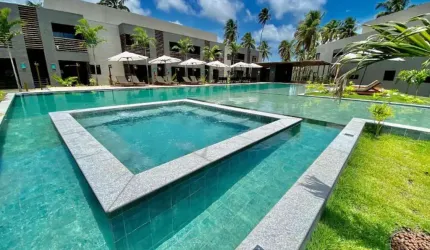 VILLAS MANATEE - Apto de 2 suítes com 63m² na Praia do Patacho