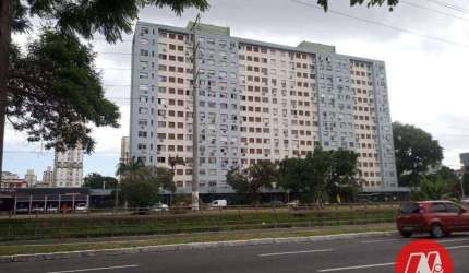 No Partenon, 2 dormitórios, vaga e infraestrutura.