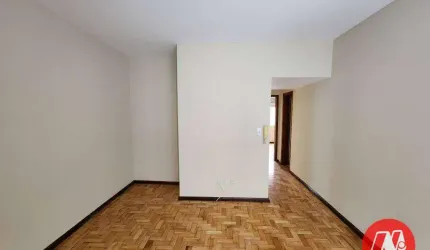 2 dormitórios com sacada na rua Garibaldi