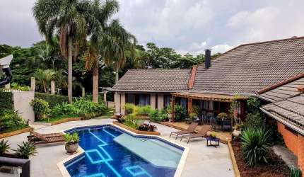 Casa para Venda em Carapicuíba, Nova Fazendinha, 5 dormitórios, 5 suítes, 7 banheiros, 6 vagas