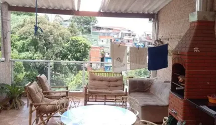 Casa para Venda em Jandira, Jardim Europa, 2 dormitórios, 3 banheiros, 2 vagas