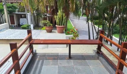 Casa em Condomínio para Locação em Santana de Parnaíba, Alphaville, 3 dormitórios, 1 suíte, 3 banheiros, 2 vagas