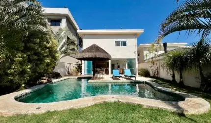 Casa Alto Padrão para Venda em Jandira, Jardim do Golf I, 4 dormitórios, 2 suítes, 4 banheiros, 8 vagas