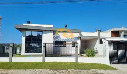 RESIDÊNCIA DE ALTO PADRÃO CENTRO DE IMBÉ