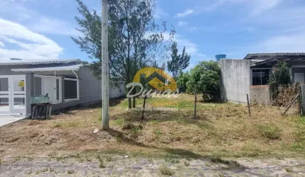 TERRENO EM REGIÃO DE MORADORES E VERANISTAS