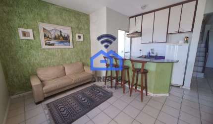 Cobertura no bairro Aruan à venda com 3 dormitórios, 2 banheiros sociais, 2 salas, cozinha, 1 vaga
