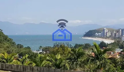 Lindo terreno com vista para o mar localizado na Martim de Sá - com uma área generosa de 630m² - Pl