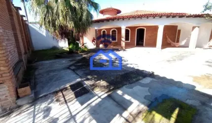 Maravilhosa casa à venda no bairro Indaiá, região central - 2 dormitórios, sendo 1 suíte, 2 banheir
