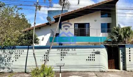 Lindo e amplo sobrado com 04 dormitórios à Venda no bairro do Indaiá a poucas quadras da praia em C