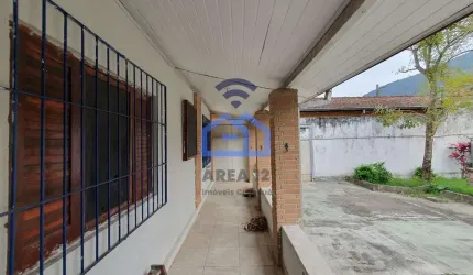Casa ampla à venda no bairro do Sumaré em Caraguatatuba, SP - 350m² de terreno, casa com 4 dormitór