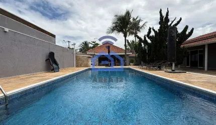 Sua casa dos sonhos à venda no bairro Pontal de Santa Marina em Caraguatatuba - Conforto e lazer em