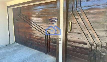 Casa térrea à Venda no bairro do Jardim Jaqueira em Caraguatatuba, SP - Conforto, espaço e localiza