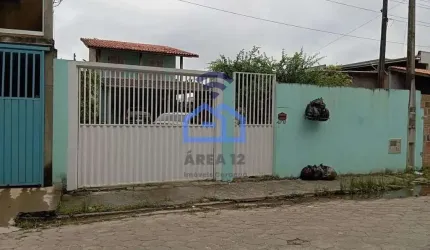 Sobrado de 2 dormitórios à venda no bairro do Porto Novo em Caraguatatuba, SP - Ótima oportunidade!