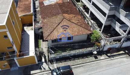 Oportunidade de Casa em condomínio à venda no bairro do Sumaré em Caraguatatuba, SP - Aceita financ