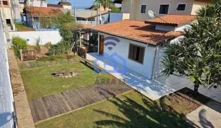 Linda Edícula à venda localizada a apenas 150m da praia do Massaguaçu em Caraguatatuba, SP - Realiz