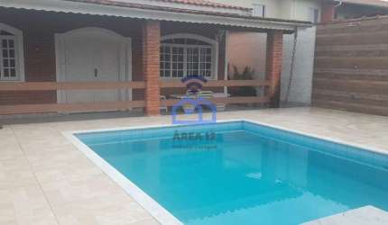 Ótima casa ampla com piscina à venda no bairro Pontal Santa Marina, Caraguatatuba, SP - Venha morar