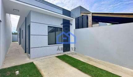 Casa nova à venda, com 2 dormitórios sendo uma suíte, no bairro do Golfinho em Caraguatatuba, SP