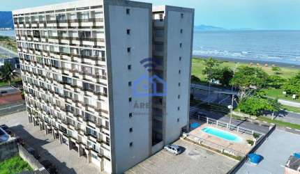 Apartamento à venda, em prédio frente mar, com 1 dormitório no bairro do Porto Novo em Caraguatatub