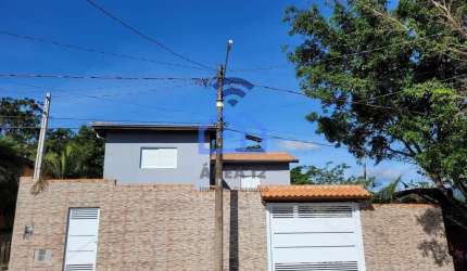 Sobrado com piscina à venda no bairro do Massaguaçu em Caraguatatuba, SP