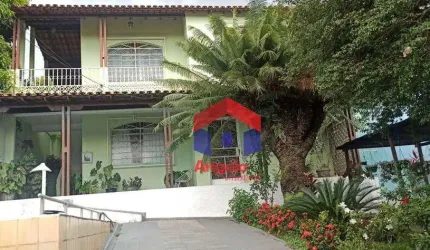 Casa com 5 quartos à venda por R$ 620.000 - São Benedito - Santa Luzia/MG