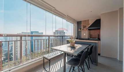 Belo apto 2 quartos, 1 suíte e varanda gourmet na Vila Andrade - Morumbi