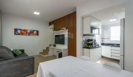 'Casa Confortável e Segura em Condomínio Fechado'