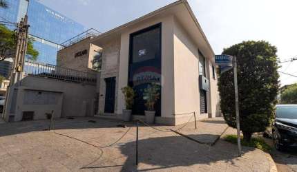Sobrado Comercial com 280m2, 03 vagas, Itaim Bibi - SP