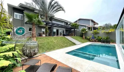 Casa Linda,moderna, maravilhosa 4 suítes, área gourmet completa