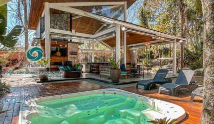 Linda e sofisticada casa a Venda no Recanto Verde Granja Viana