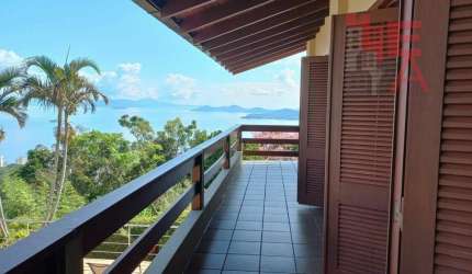 Casa à venda no bairro Centro - Florianópolis/SC