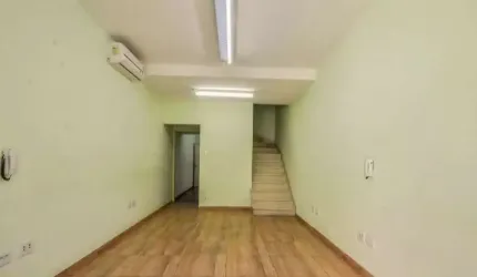 Sobrado comercial/Residencial à venda na Chácara Santo Antônio com 150m² 4 dormitórios 2 banheiros 1 vaga