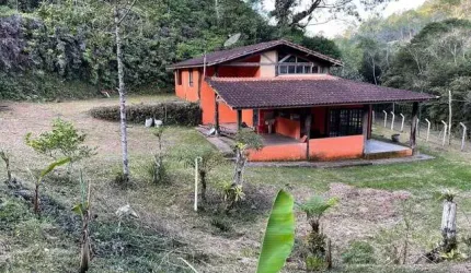 Chácara à venda no Jardim dos Eucaliptos 10000m² 1 suíte 4 banheiros