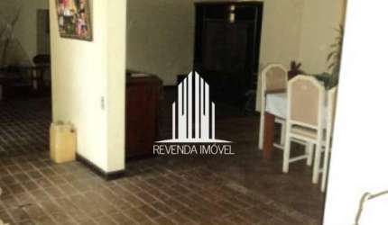 Casa Térrea de 329m² com 4 dormr/1Suíte, 3 salas, 2 banheiros, no Morumbi.