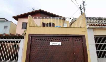 Casa à venda com 120m², 3 dormitórios, mas edícula e 2 vagas.