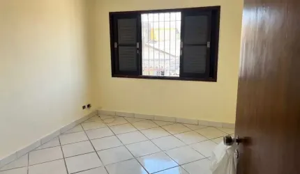 Casa à venda 3 DORM (1 SUÍTE) - 3 VAGAS