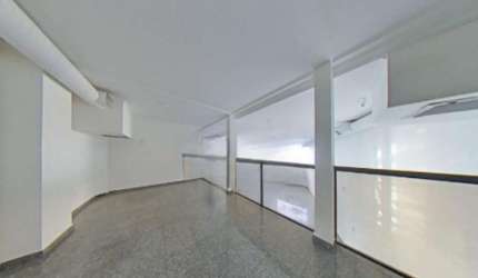 Prédio no Alto da Lapa de 942m², sendo 240m² vão livre, mezanino de 60m2, térreo de 287m²