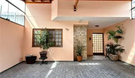 Sobrado com 03 dormitórios à venda no Mandaqui.