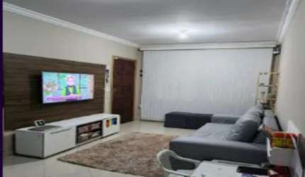 Sobrado à venda na Cidade Líder com 150m² 3 dormitórios 2 suítes 4 banheiros 2 vagas