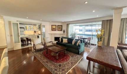 Apartamento de Luxo na Vila Uberabinha: 4 Quartos, 1 Suíte, 4 Banheiros e 2 Vagas de Garagem - São Paulo - SP