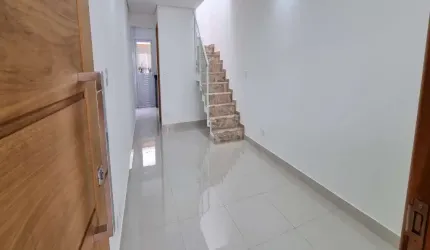 Sobrado 3 Dormitórios, 1 suíte e com 2 vagas